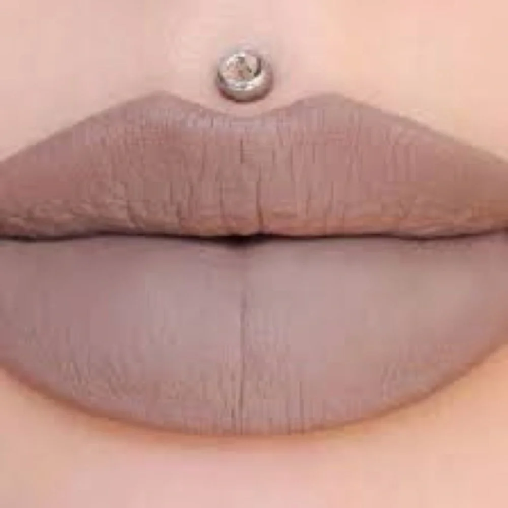 Jeffree Star matte liquid
